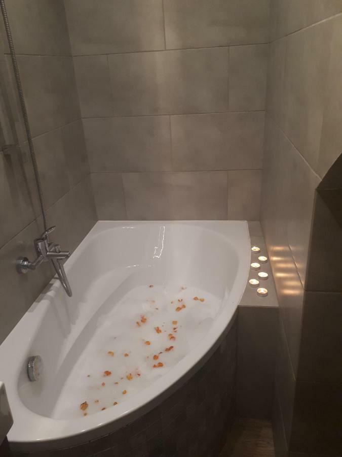Apartamenty Sawino 4 티코친 외부 사진